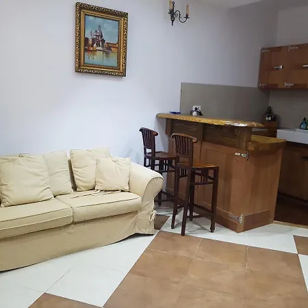 Marco's Nest -main Door 1 Bedroom Duplex Old Town Korčula