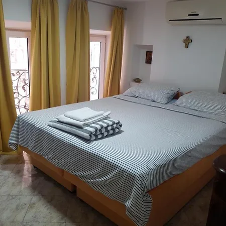 Marco's Nest -main Door 1 Bedroom Duplex Old Town *